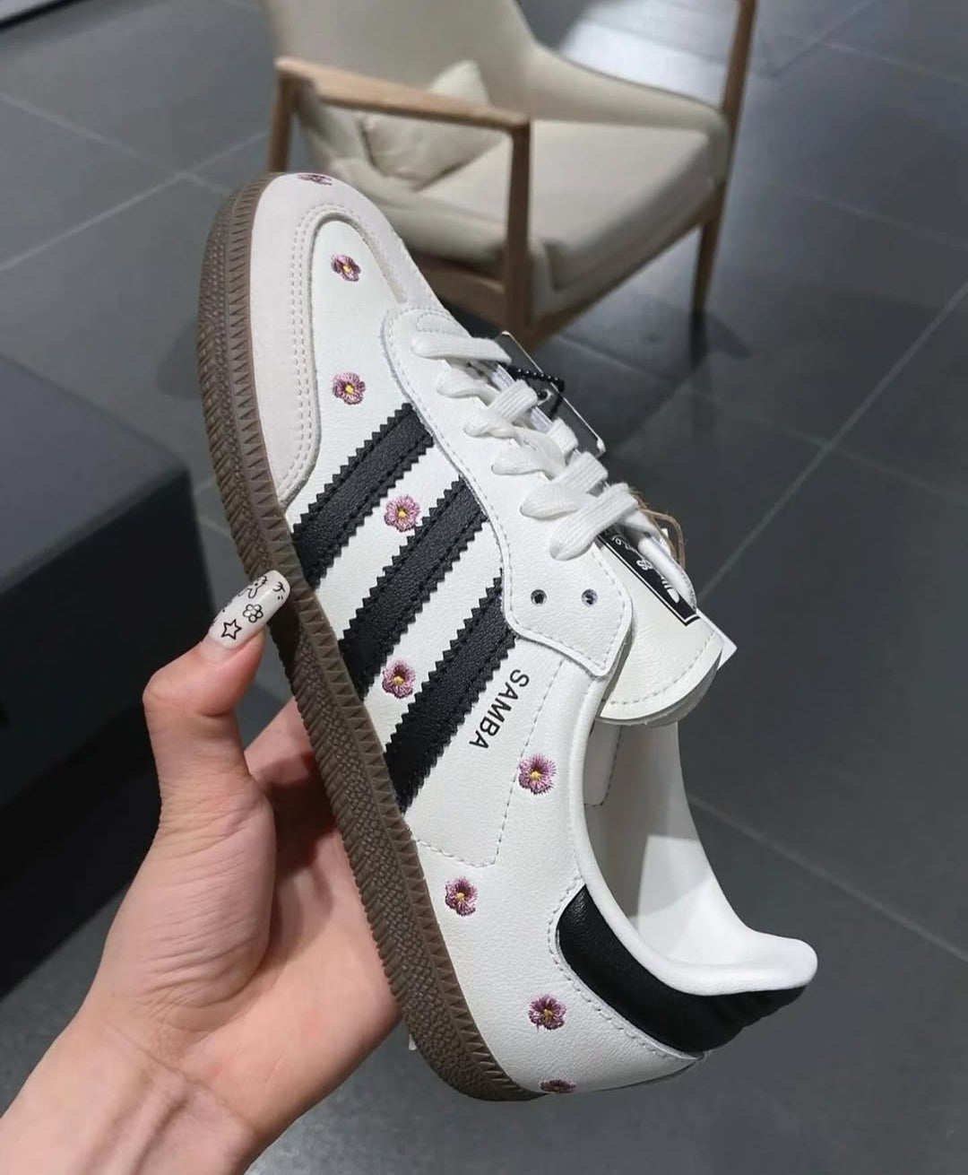 Adidas samba flowers 🌸