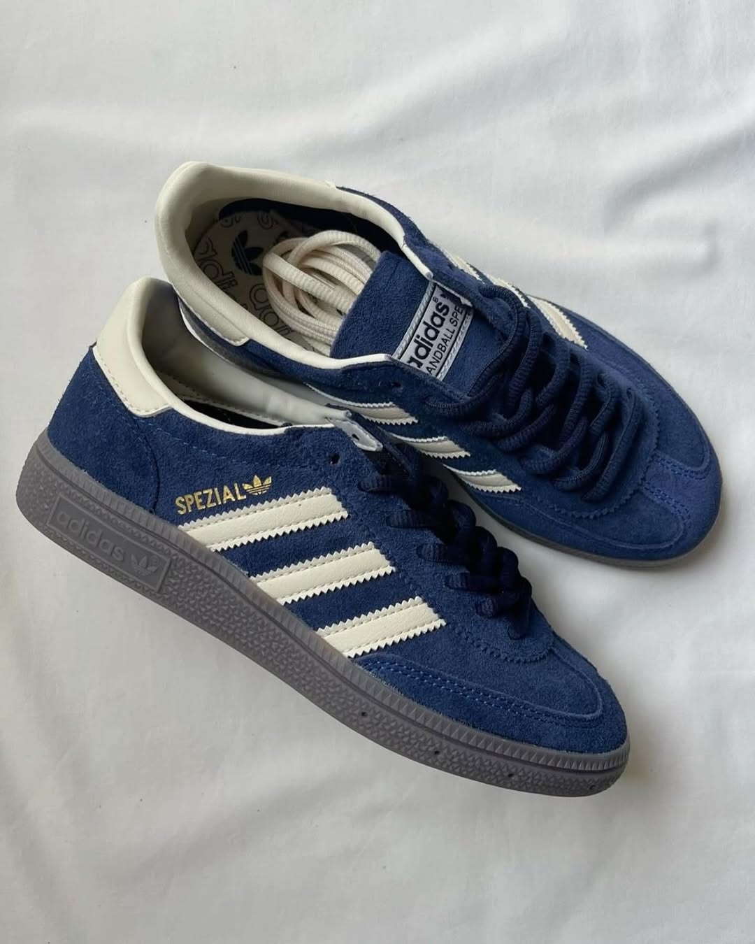 Adidas spezial blue