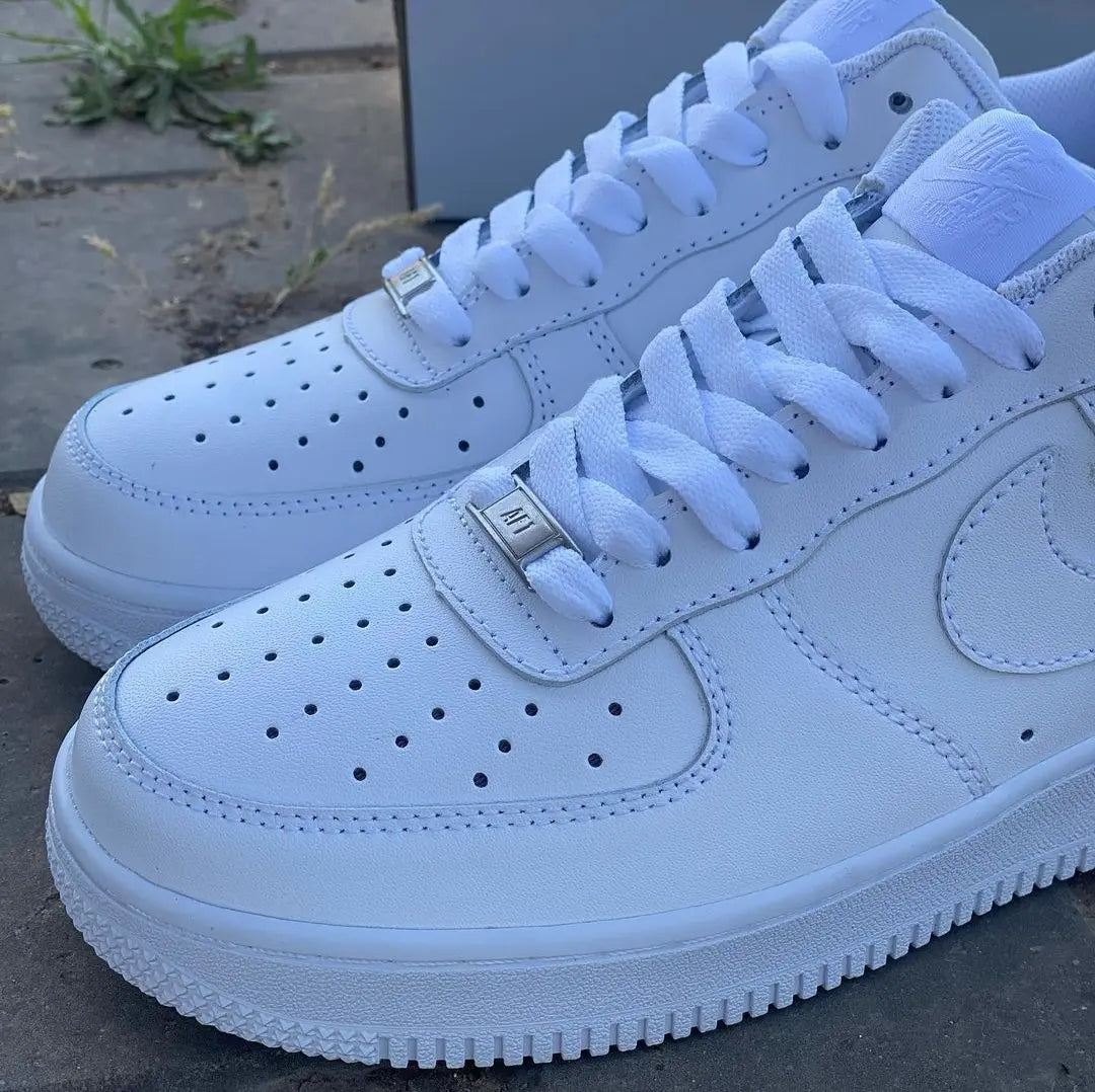 AIR FORCE 1 TRIPLE WHITE