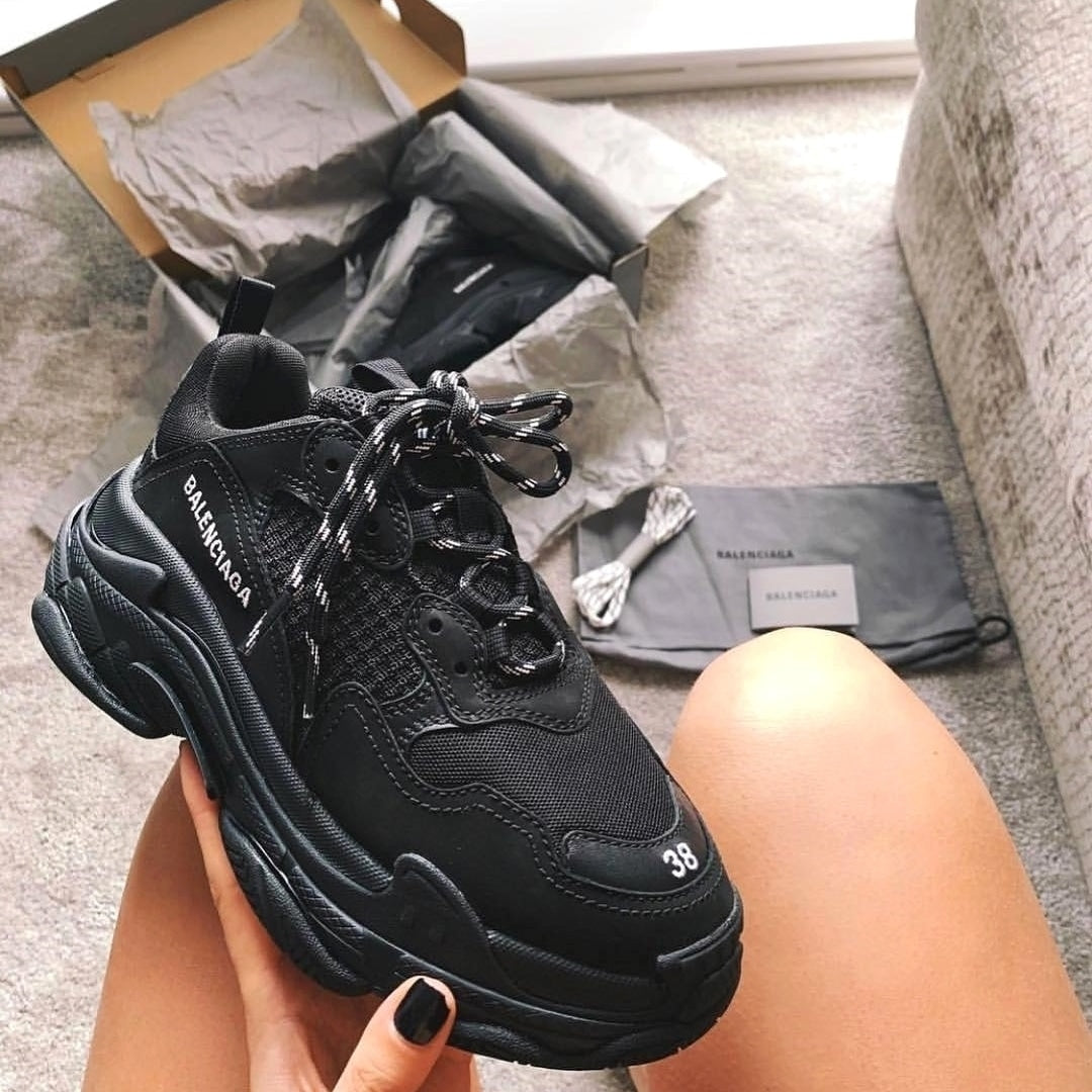 BALENCIAGA TRIPLE S