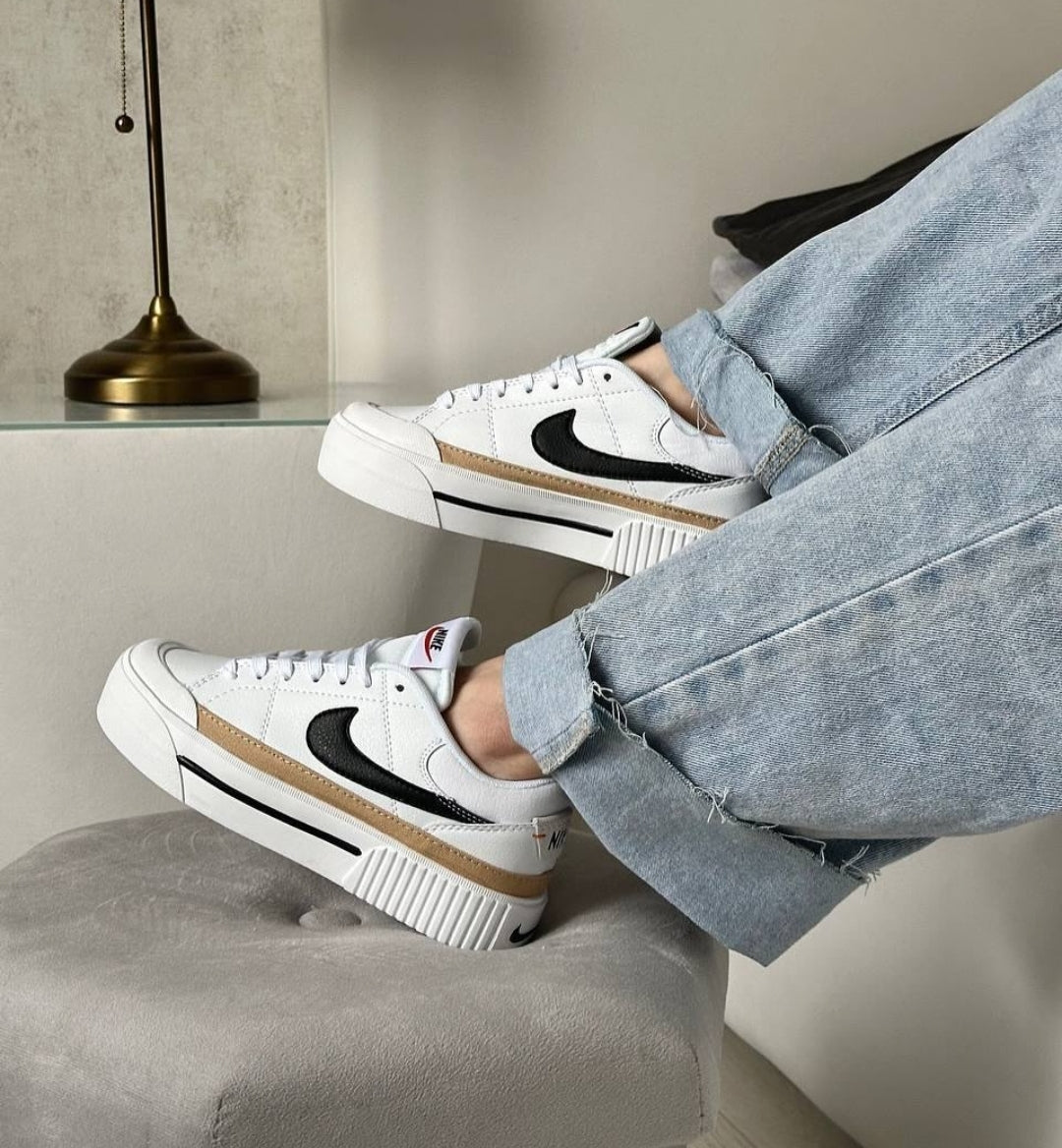 NIKE LEGACY NOIR