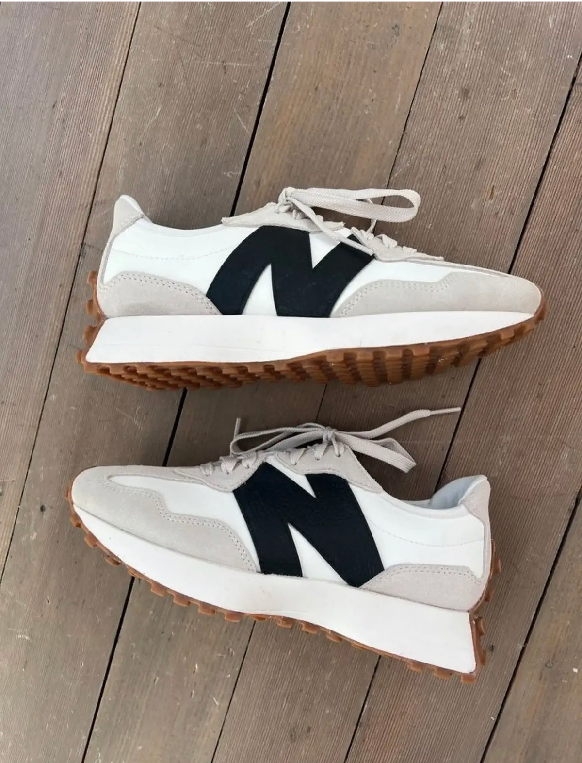 New Balance 327 beige noir