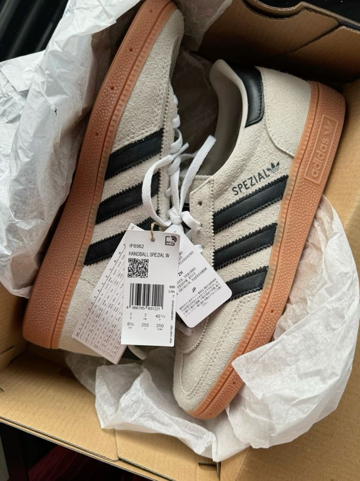 Adidas spezial handball aluminium 🤎🖤🤍