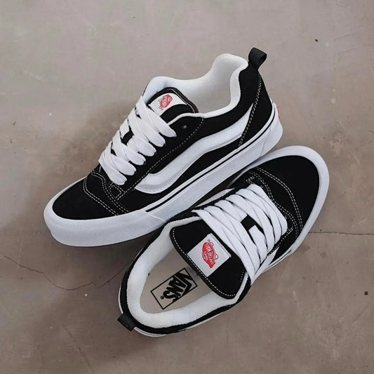 VANS KNU SKOOL