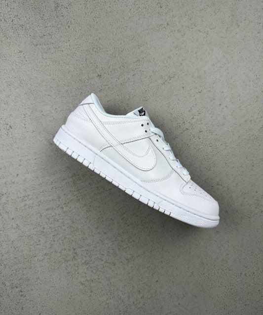 Nike dunk sb white 🤍🤍