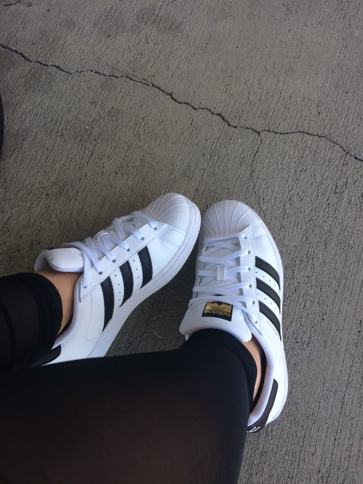 Adidas Superstar