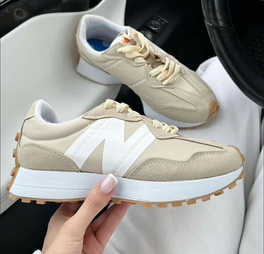 New Balance 327 beige