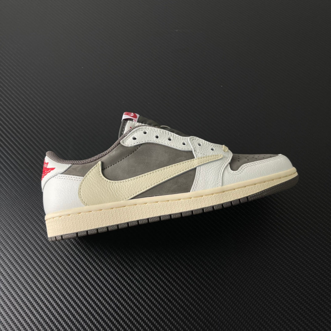 Nike Travis scoot mocha