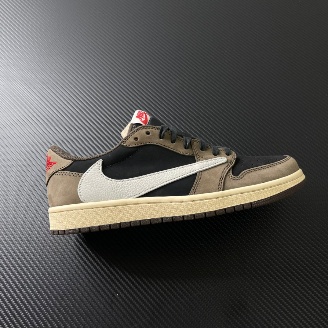 Nike Travis scoot mocha maron