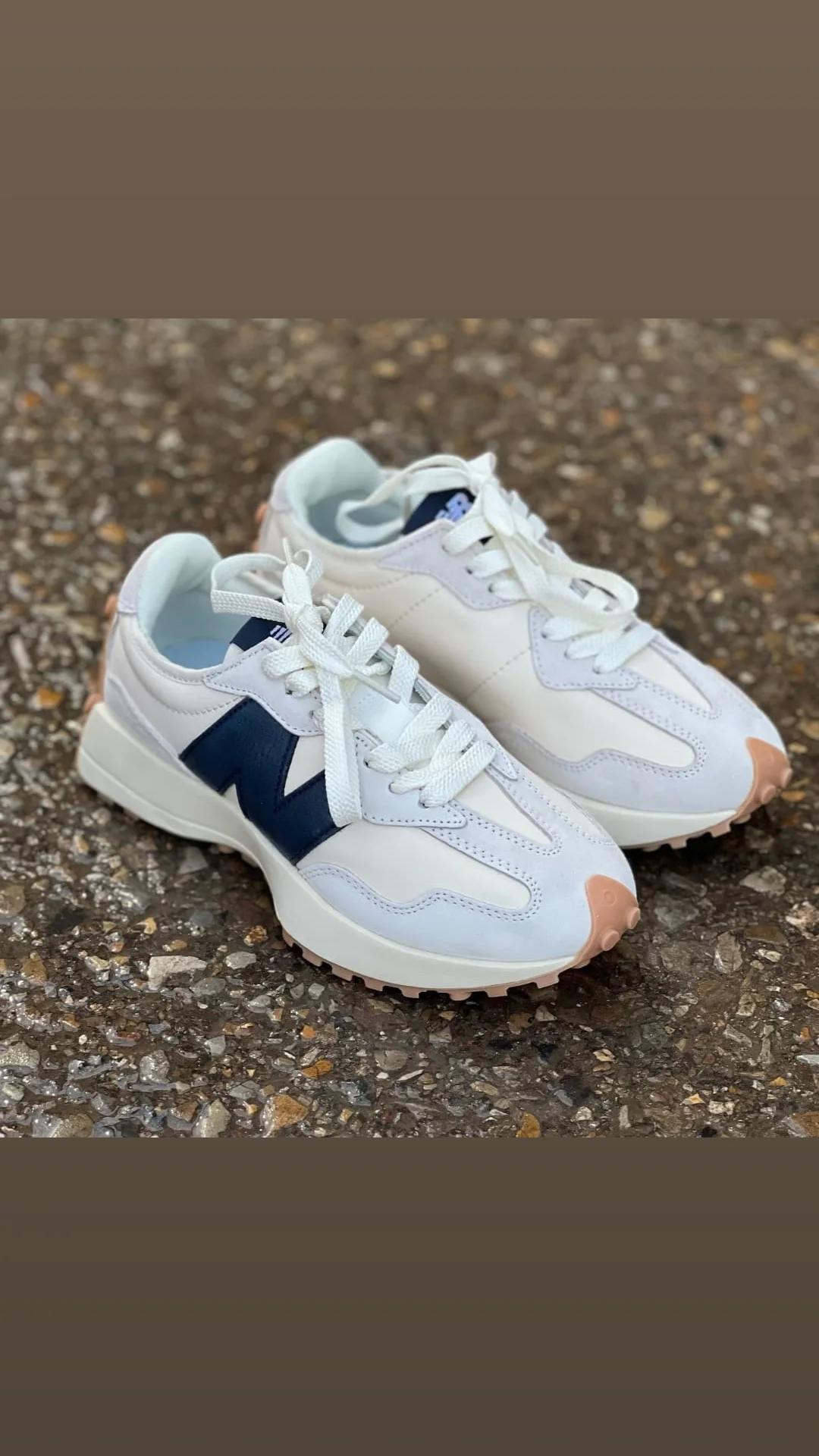 New Balance 327 bleu nuit