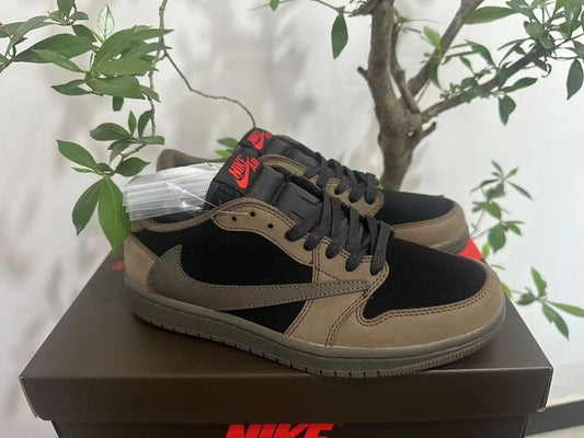 Nike Travis scoot maron maron